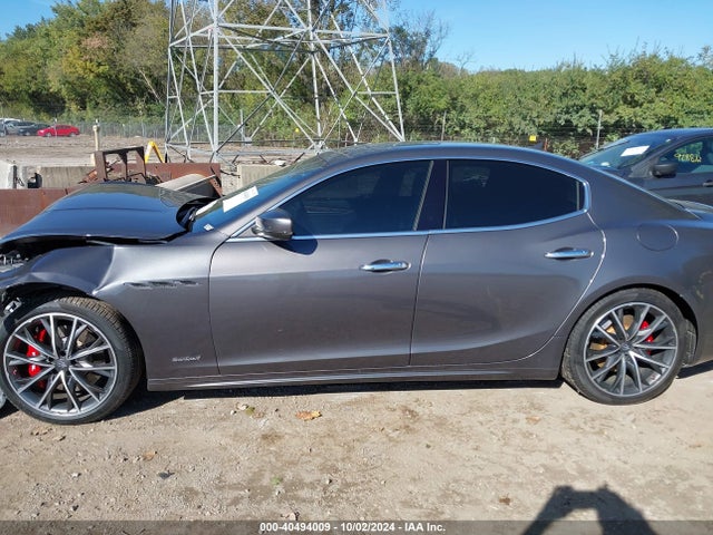 ZAM57YTS2K1310026 Maserati Ghibli S Q4 Gransport