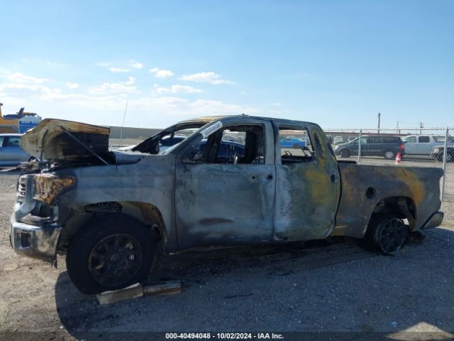 5TFUY5F12FX486365 Toyota Tundra Sr5 5.7l V8
