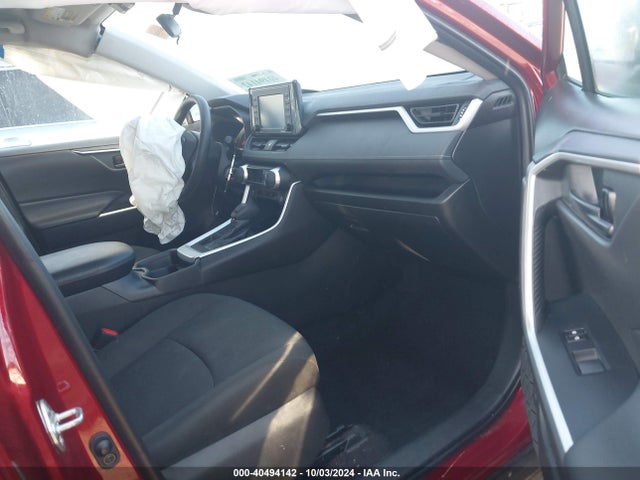 Toyota RAV4 LE 2020 2T3F1RFV9LC105751 Image 5