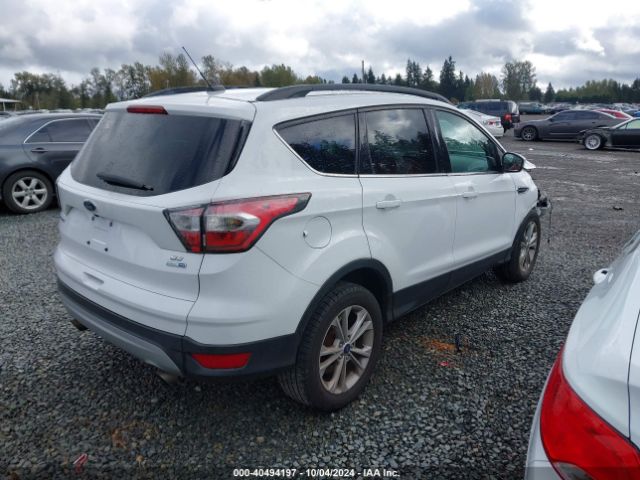 1FMCU9G93HUA25713 Ford ESCAPE SE