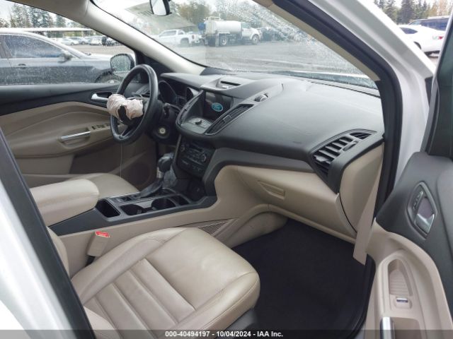 1FMCU9G93HUA25713 Ford ESCAPE SE