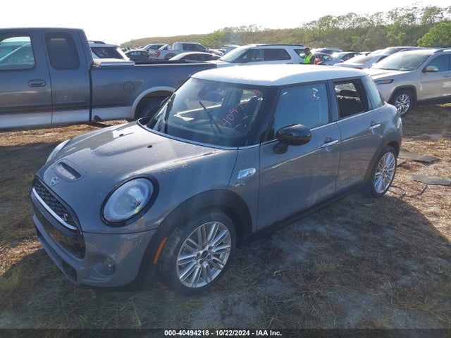 2021 MINI HARDTOP WMWXU9C08M2N81063 Photo 1