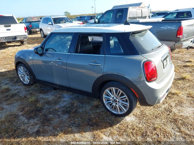 2021 MINI HARDTOP WMWXU9C08M2N81063 Photo 2