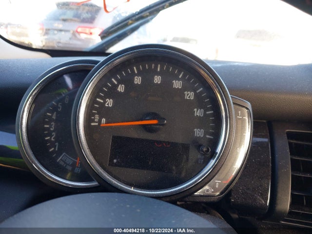 2021 MINI HARDTOP WMWXU9C08M2N81063 Photo 6