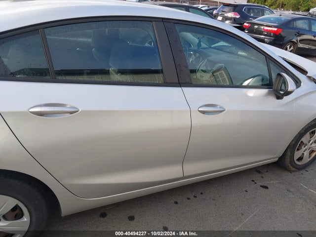 Chevrolet Cruze Ls Auto 2018 1G1BC5SMXJ7177895 Image 13