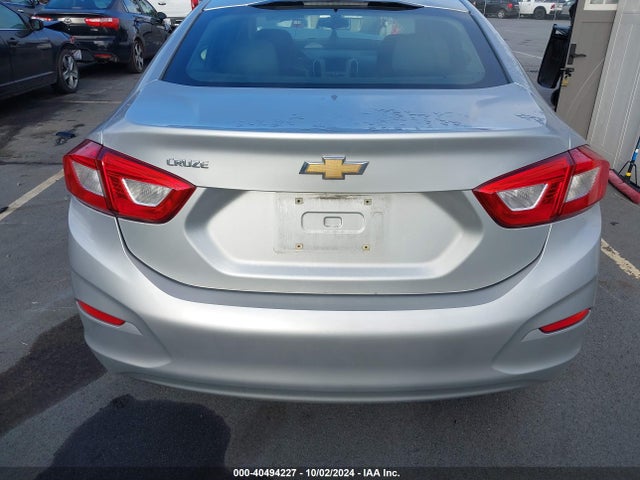 Chevrolet Cruze Ls Auto 2018 1G1BC5SMXJ7177895 Image 16