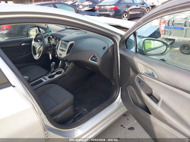 Chevrolet Cruze Ls Auto 2018 1G1BC5SMXJ7177895 Image 5