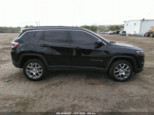 Jeep Compass Latitude Lux 2022 3C4NJDFB8NT125745 Image 13