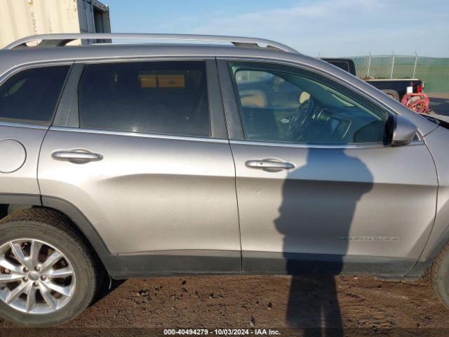 1C4PJMDB1GW330820 Jeep Cherokee Limited
