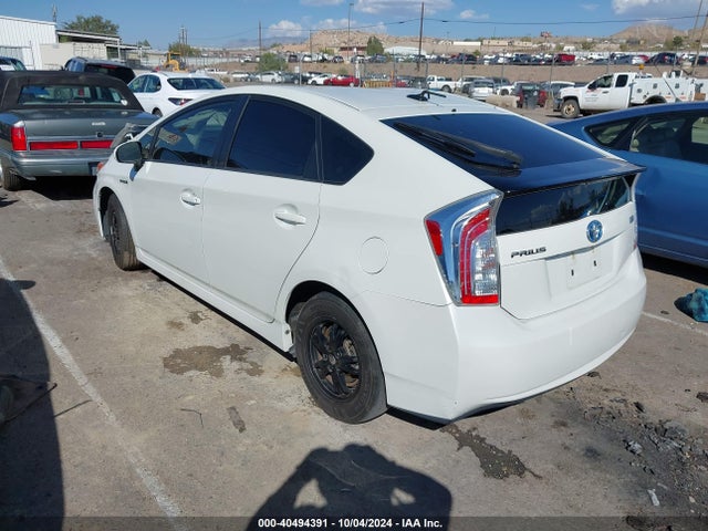 Toyota Prius Three 2015 JTDKN3DU5F0484393 Image 3