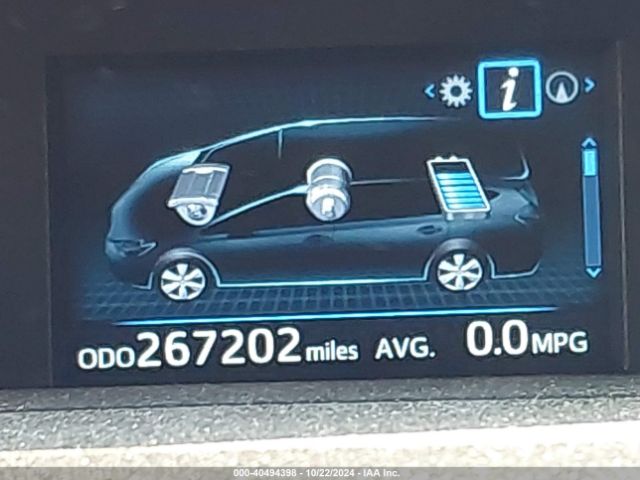 JTDZN3EU2FJ021764 Toyota Prius V Three