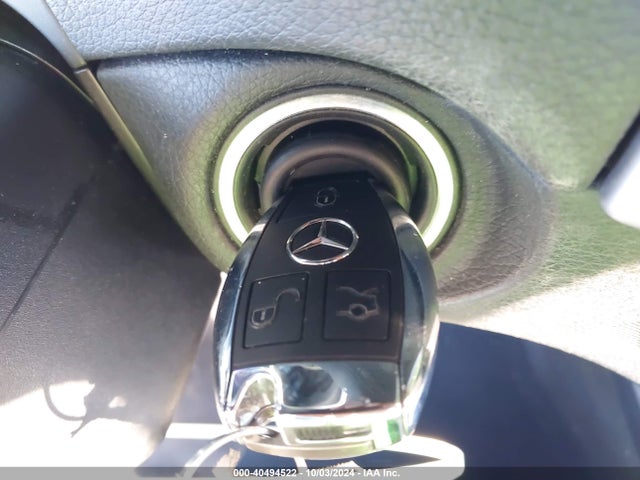 WDDGF4HB1EA947145 Mercedes-Benz C 250 Luxury/sport
