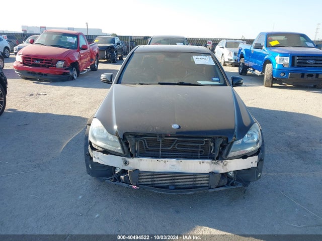 WDDGF4HB1EA947145 Mercedes-Benz C 250 Luxury/sport