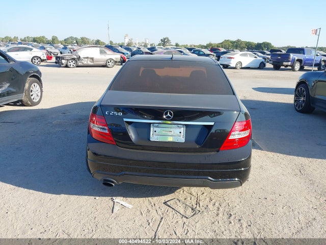 WDDGF4HB1EA947145 Mercedes-Benz C 250 Luxury/sport