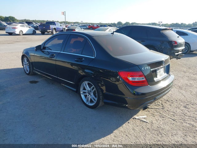 WDDGF4HB1EA947145 Mercedes-Benz C 250 Luxury/sport