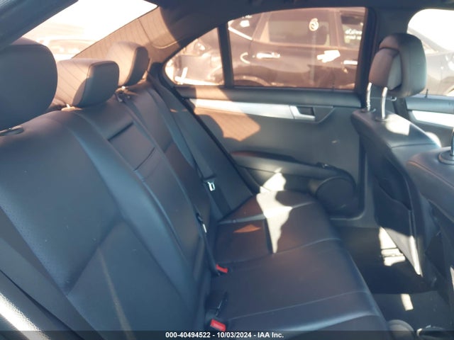 WDDGF4HB1EA947145 Mercedes-Benz C 250 Luxury/sport