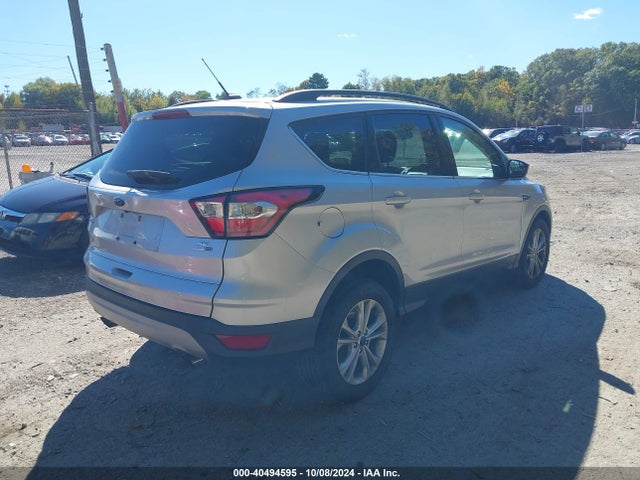 Ford ESCAPE SE 2018 1FMCU9GD2JUA06158 Image 4