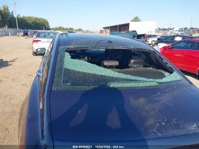 1LN6L9TK3H5600900 Lincoln Continental Select