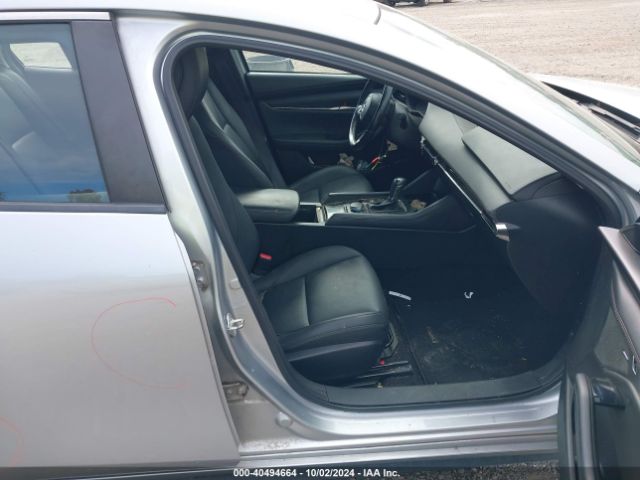3MZBPADL7KM105341 Mazda Mazda3 Preferred Package