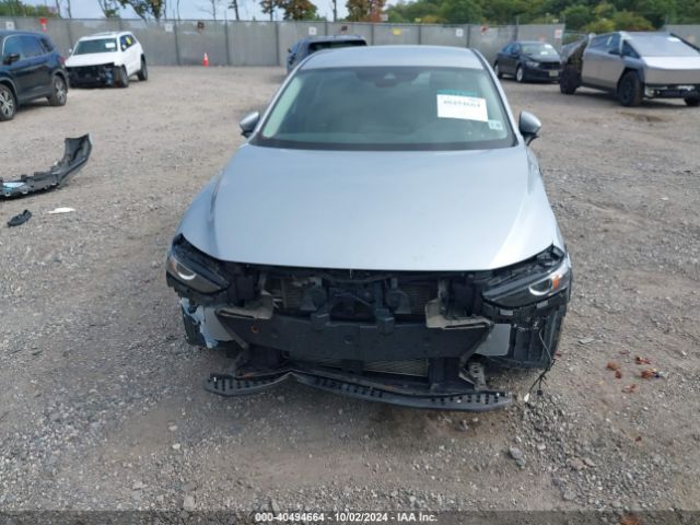 3MZBPADL7KM105341 Mazda Mazda3 Preferred Package