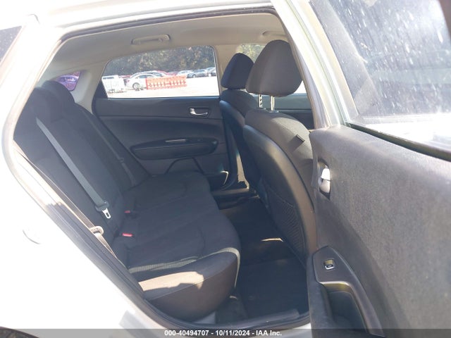 KIA Optima Lx 2019 5XXGT4L34KG306154 Image 8