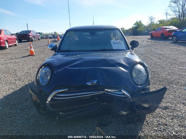 WMWXP5C37H2F60949 Mini Hardtop Cooper