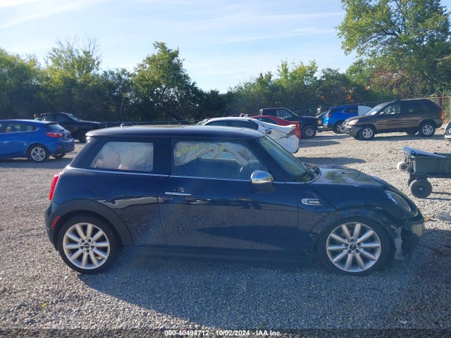 WMWXP5C37H2F60949 Mini Hardtop Cooper