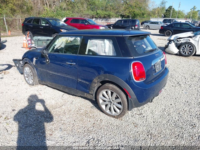 2017 MINI HARDTOP WMWXP5C37H2F60949 Photo 2
