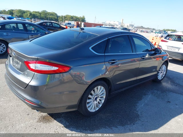 3FA6P0PU4GR382967 Ford Fusion Energi Se Luxury