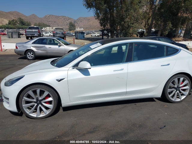 5YJ3E1EB8JF084408 Tesla Model 3 Long Range/performance