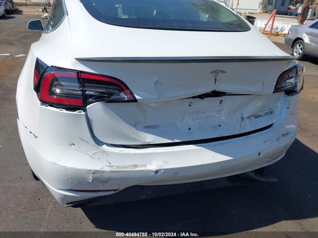 2018 TESLA MODEL 3 5YJ3E1EB8JF084408 Photo 5