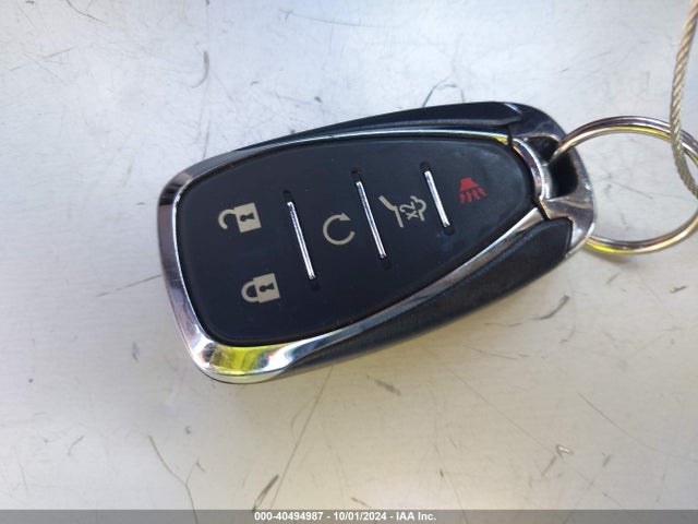 2GNAXKEV8M6106541 Chevrolet Equinox Fwd Lt