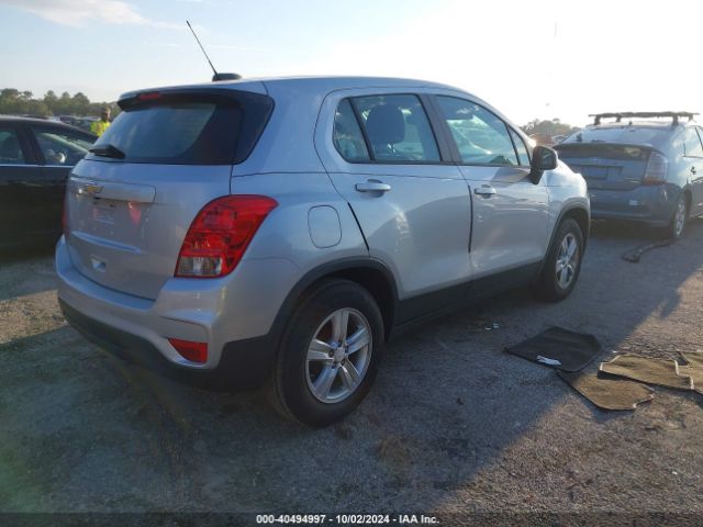3GNCJKSB5LL299388 Chevrolet Trax Fwd Ls
