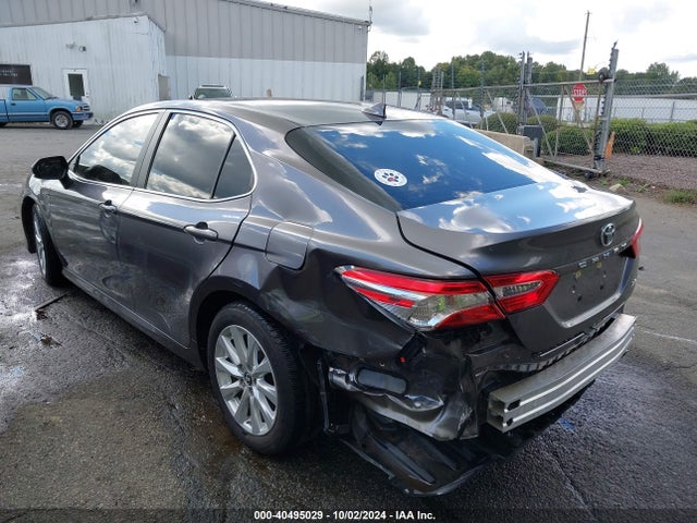Toyota CAMRY LE 2019 4T1B11HK9KU745614 Image 3