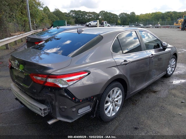 Toyota CAMRY LE 2019 4T1B11HK9KU745614 Image 4