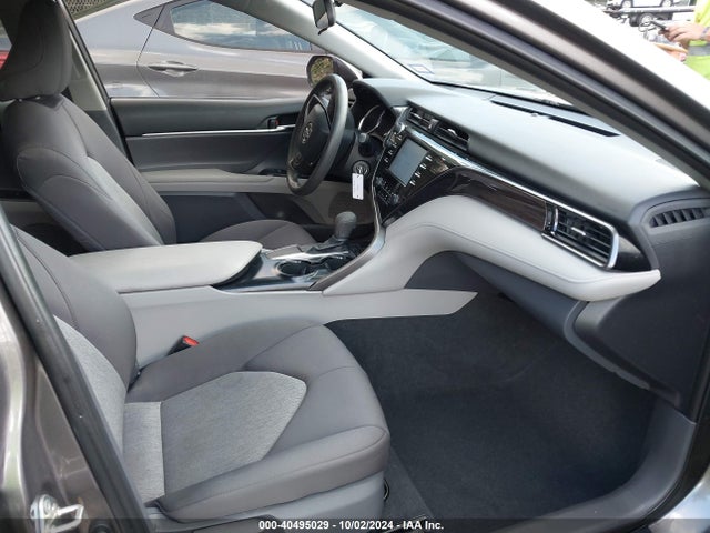 Toyota CAMRY LE 2019 4T1B11HK9KU745614 Image 5