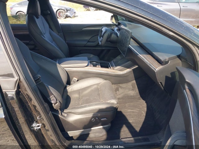 2023 TESLA MODEL X 7SAXCDE55PF365435 Photo 4