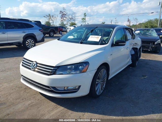 1VWBT7A34EC115155 Volkswagen Passat 1.8t Sport