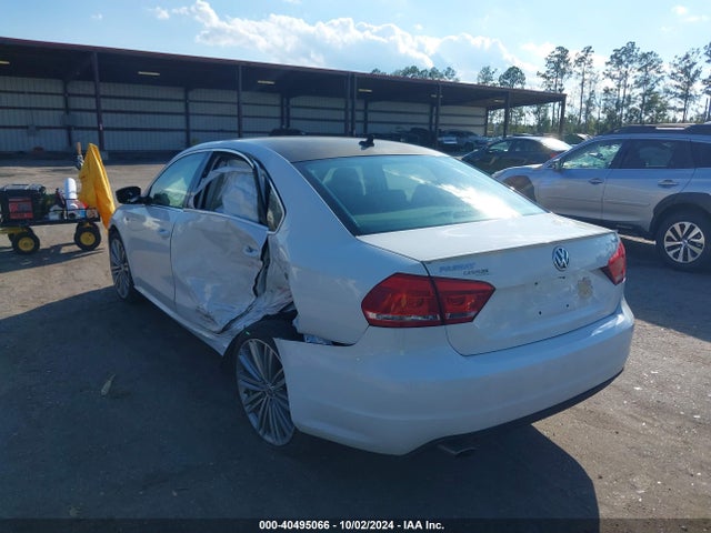 1VWBT7A34EC115155 Volkswagen Passat 1.8t Sport