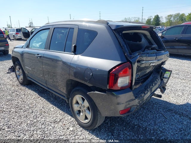1C4NJCBAXFD104748 Jeep Compass Sport