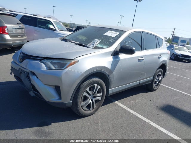 Toyota RAV4 LE 2018 JTMZFREV1JJ158356 Image 2