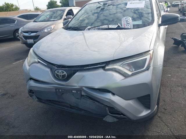 Toyota RAV4 LE 2018 JTMZFREV1JJ158356 Image 6