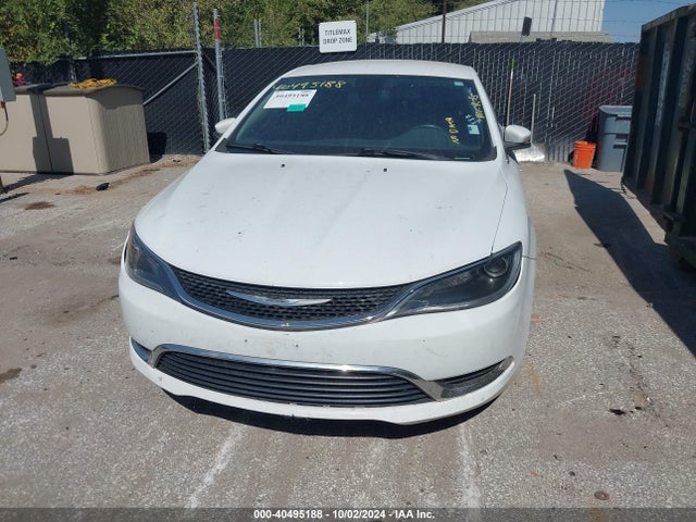 Chrysler 200 Limited 2015 1C3CCCAB0FN744610 Image 12