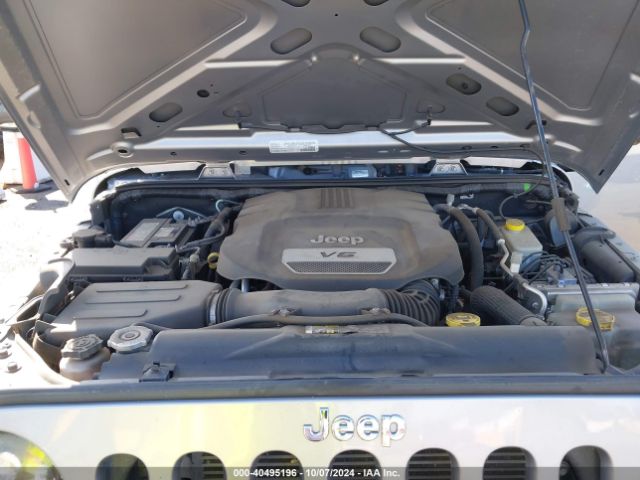 1C4BJWDG0HL557596 Jeep Wrangler Unlimited Sport