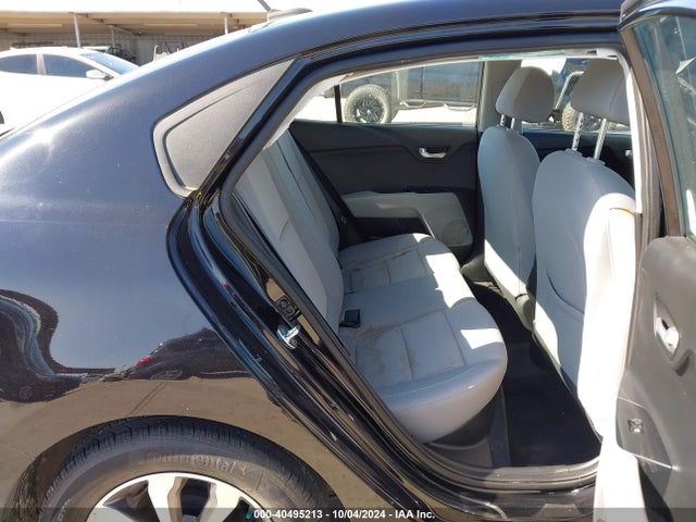 3KPA24AD4ME381095 KIA RIO S