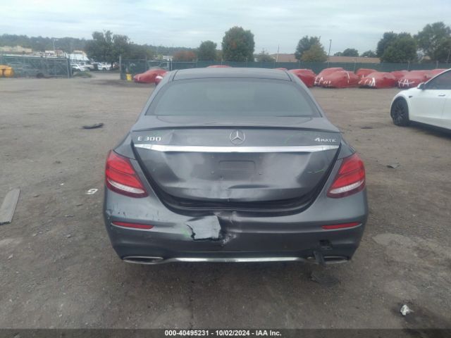 WDDZF4KB0JA382611 Mercedes-Benz E 300 4matic