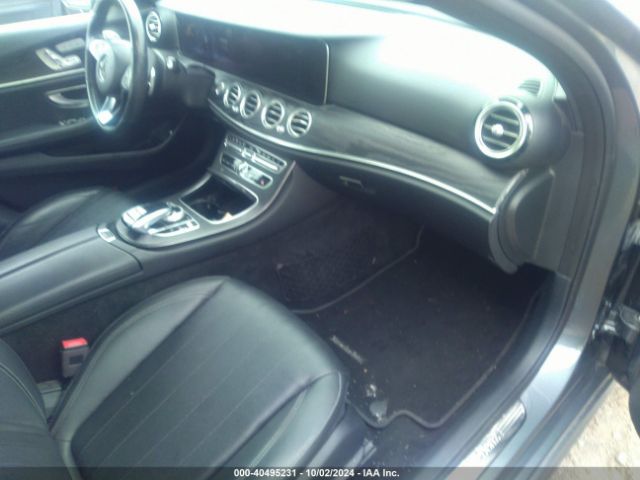 WDDZF4KB0JA382611 Mercedes-Benz E 300 4matic
