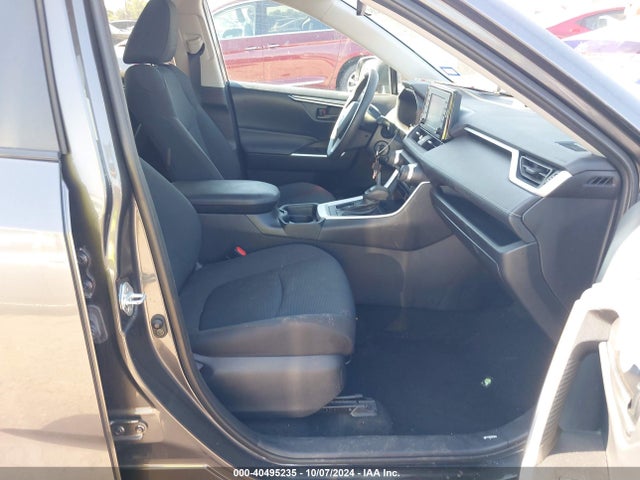 Toyota RAV4 LE 2021 2T3H1RFV6MC152942 Image 5
