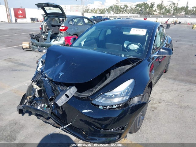 2019 TESLA MODEL 3 5YJ3E1EB3KF418023 Photo 5