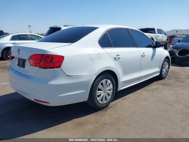 3VW2K7AJ8EM416236 Volkswagen Jetta 2.0l S